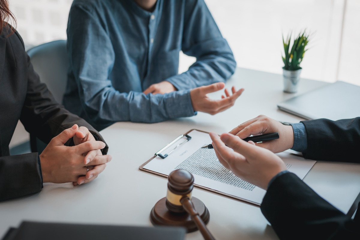 Free Case Evaluation A picture of Free Case Evaluation with Independence Law